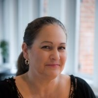 Helle Stender