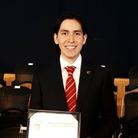 Luis E. Iniesta Bustamante
