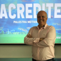 Dr. David Davida