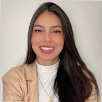 Debora Regina Prado