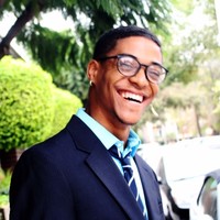 Carlos Holmes