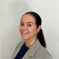Caitlin Barwell Llb
