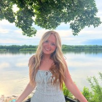 Nicolette Hille