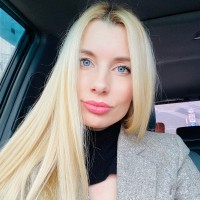 Олена Буххольц