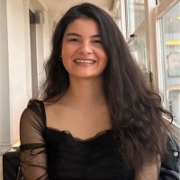 Melek Taş