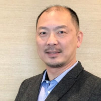 Raymond Lee