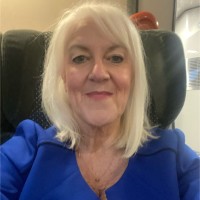 Pauline Hunt