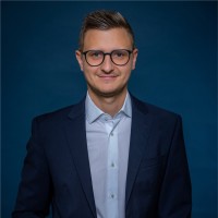 Tobias Sauer
