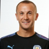 Ross Bond