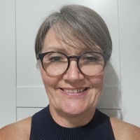 Tracey R.