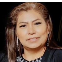 Celia Flores