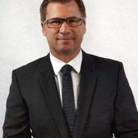 Frank Schuller