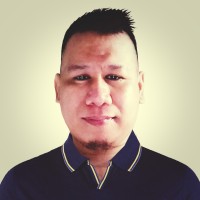 Wally dela Cruz