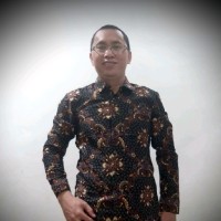 Budi Santoso,S.Kom.,S.H.,M.H