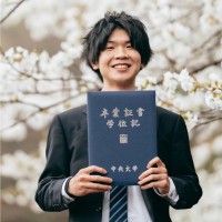 長谷川諒