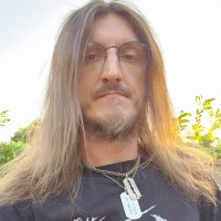 Johnny 