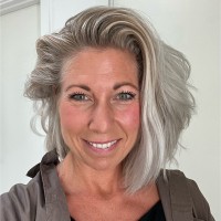 Jeanne Lindblad