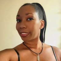 Mia Renee Henry