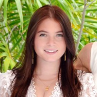 Claire Holzman