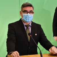 Oscar L Paredes G