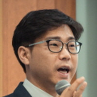 Hubert Younghwan Lee