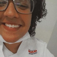 Lívia Gonçalves Souza