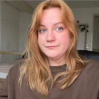 Monique De Jong