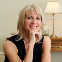 Suzanne White