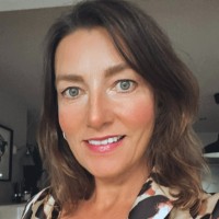 Lesley Watts