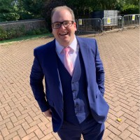 Simon Wale