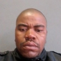 Sizwe Vezi