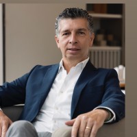 Victor Mauricio Ugalde Ramirez