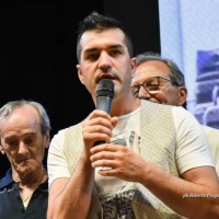 Il Cantante della Solidarietà