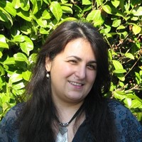 Husniye Inci