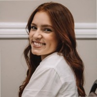 Ana Beatriz Floriano