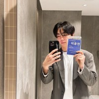 Jonghyun Lee
