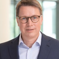 Dr. Wolfgang Kuebler, Ll.M.