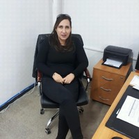 Karima Debbouz