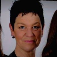 Ineke Bultstra