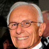 Deno Macricostas