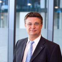 Thomas Wolfesberger Dr.