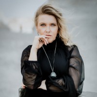 Angela Masters
