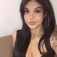 Larissa De souza B