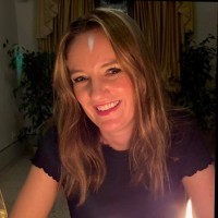 Laura Harris
