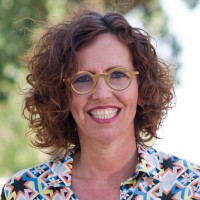 Mirjam van de Laar