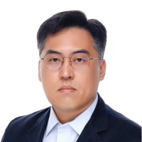 Sunhong Kim