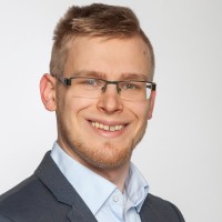 Dr. Felix Schneider