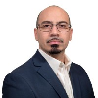 Roberto Betancourt, Pe