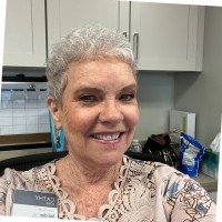 Cathy Lowe