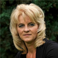 Jeannine Rieteco